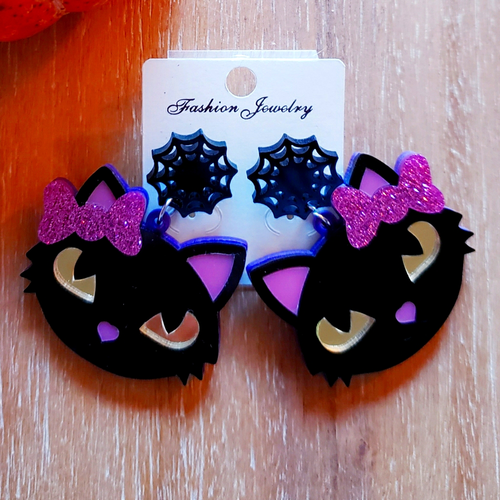 Pretty Kitty Cat Spider Web Womens Jewel Earrings